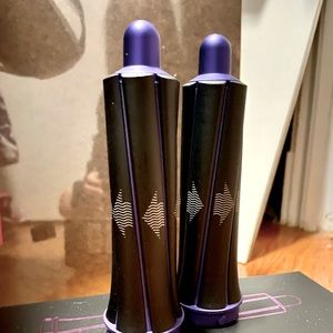 Brand new 1.2” 30mm Dyson barrel set (short) in purple and dark grey!